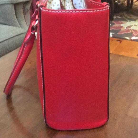 Kate Spade cherry red purse with dust cover - Picture 4 of 15